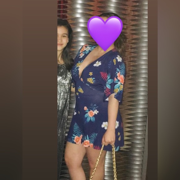 Express/ Romper/ shorts - Picture 2 of 4